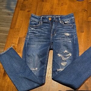 American Eagle Outfitters Women's Ripped Dark Blue Skinny Jeans
